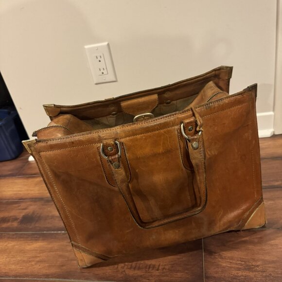 Vintage Brown Leather Carry Bag / Small Suitcase – Early 20th Century Charm - Picture 3 of 9